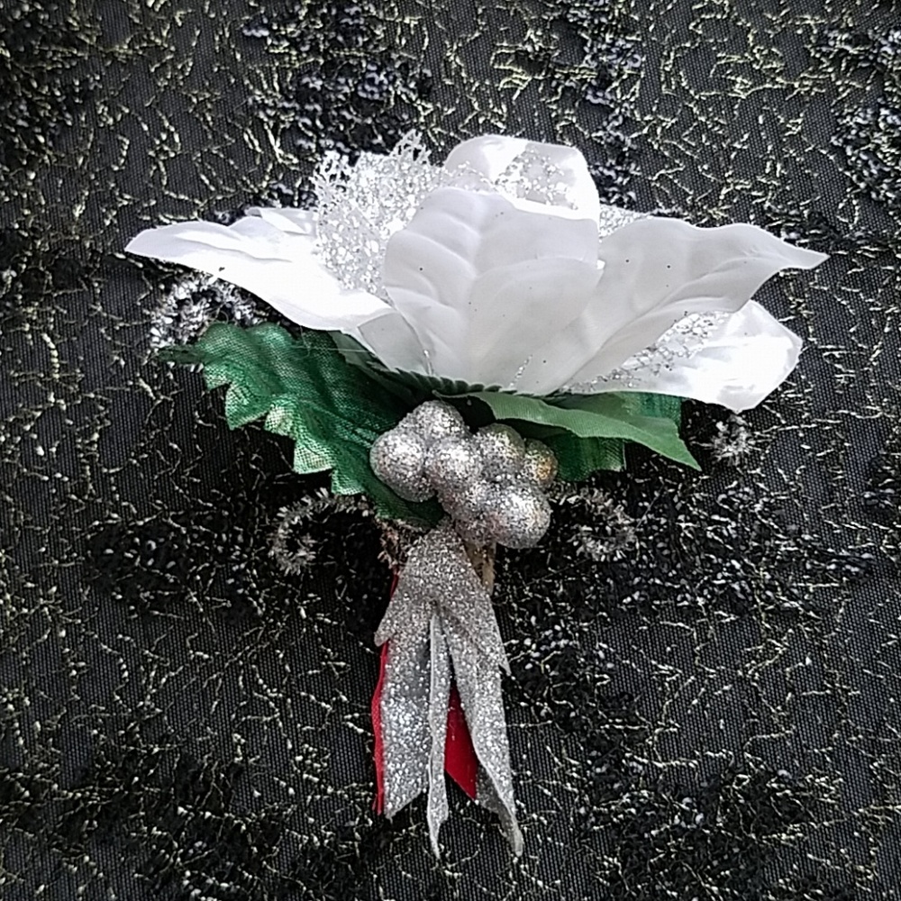 Christmas Corsage, Christmas Brooch, Christmas Pin